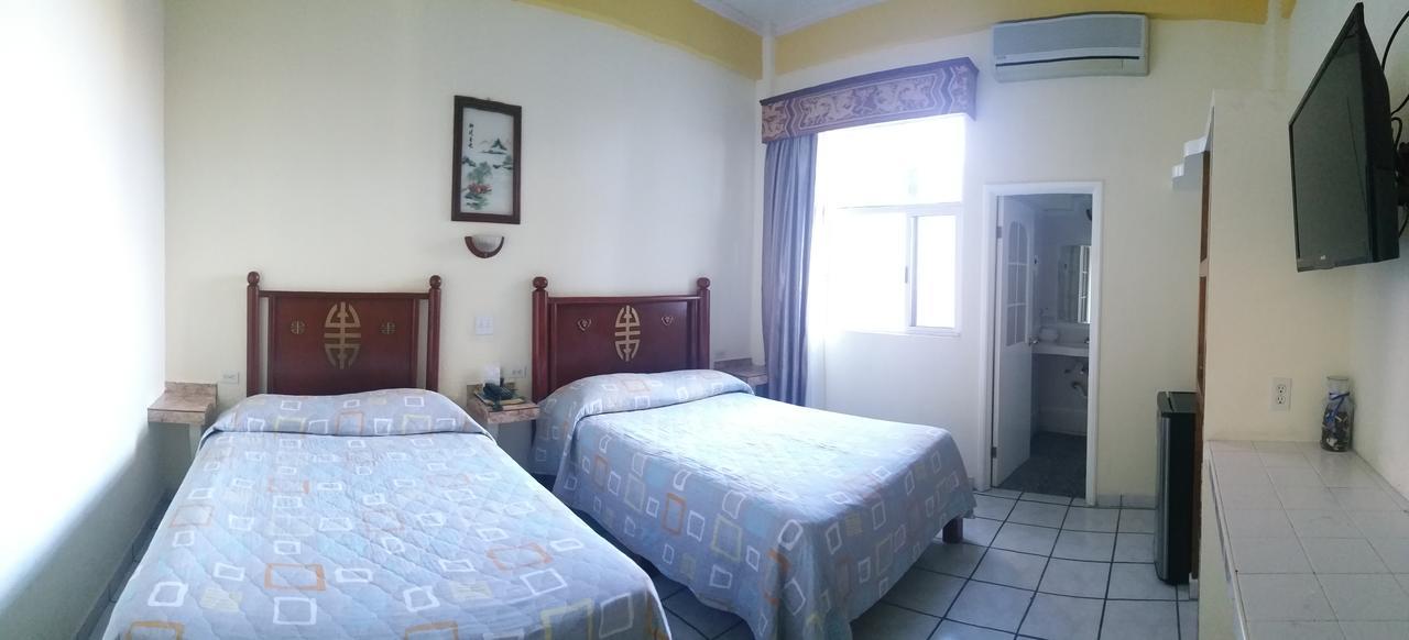 Hotel Pekin ลาปาซ ภายนอก รูปภาพ